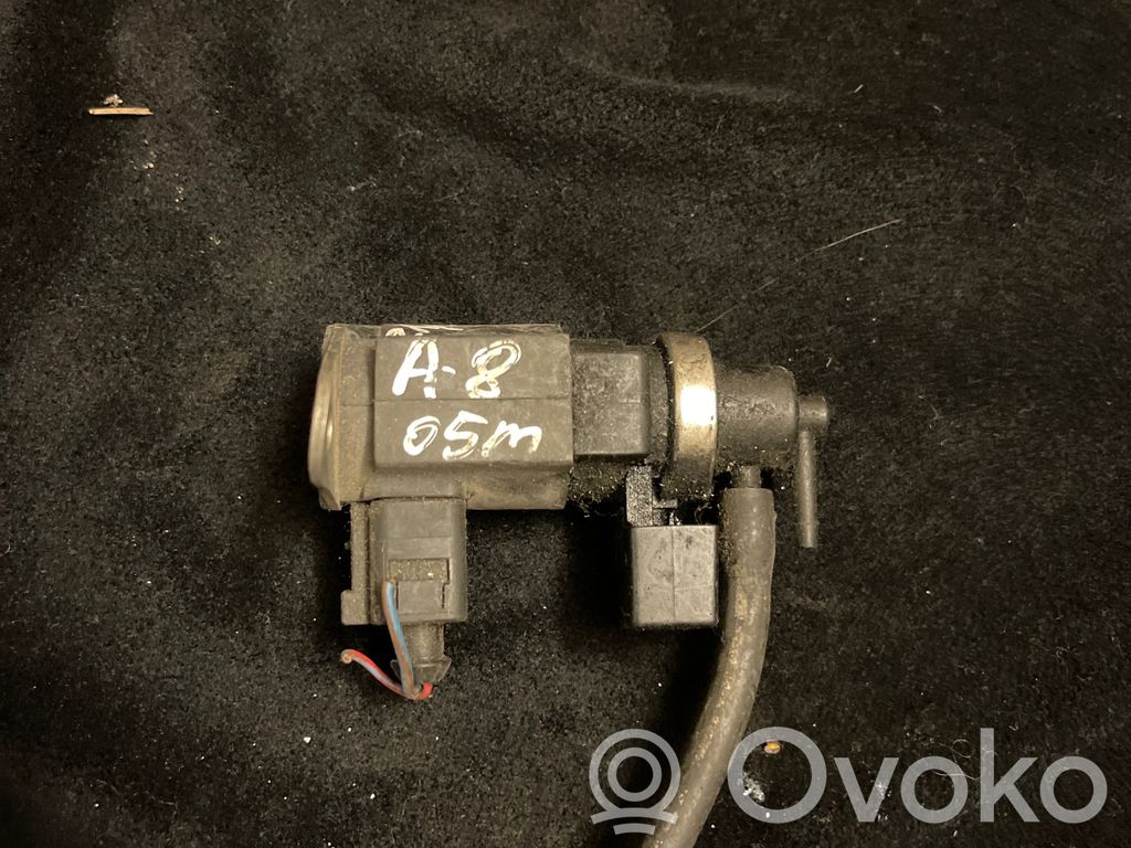 Audi A8 S8 D3 4E Electroválvula del turbo 