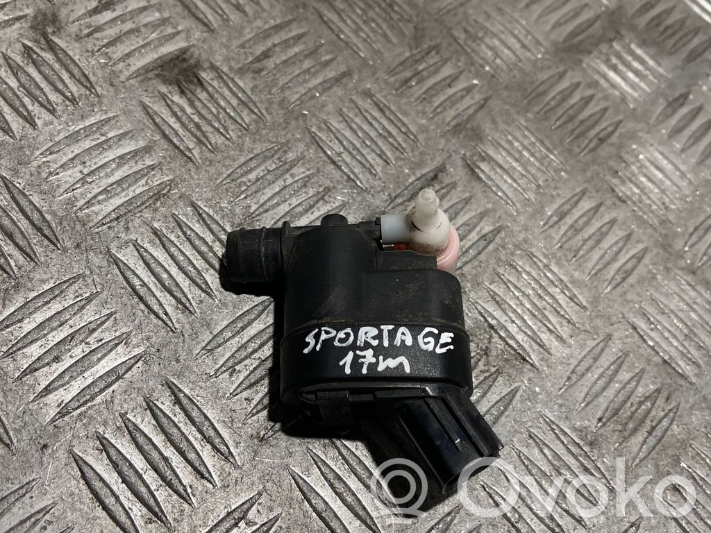 KIA Sportage Windscreen/windshield washer pump 