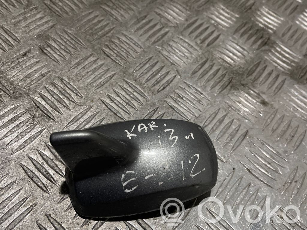 GPS-pystyantenni   A2128201975