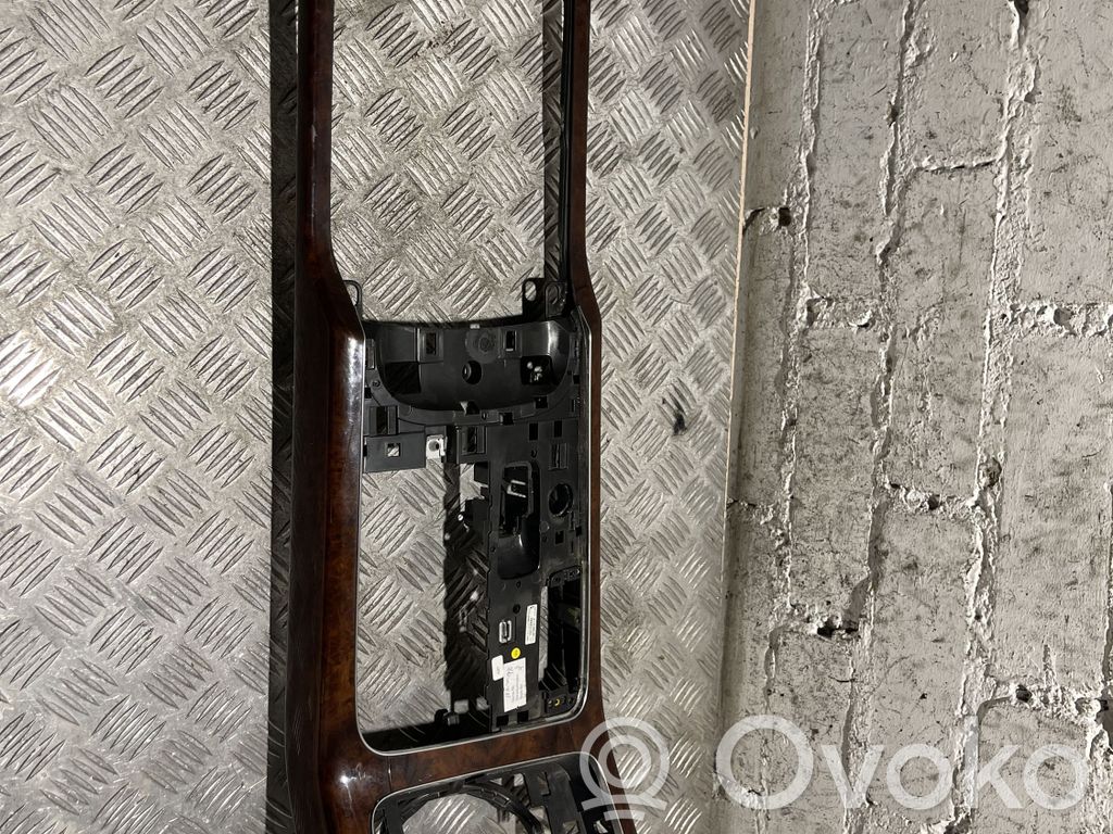 Audi A8 S8 D4 4H Center console 
