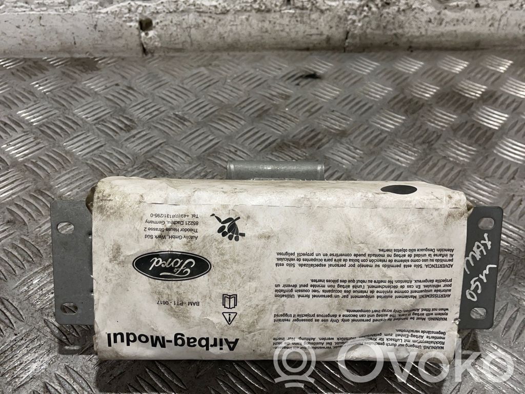Ford Focus C-MAX Keleivio oro pagalvė 