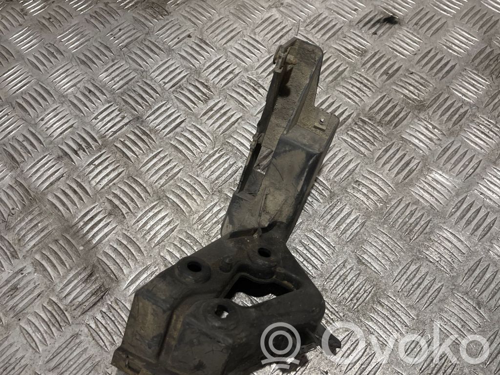 Audi A8 S8 D3 4E Support de pare-chocs arrière 