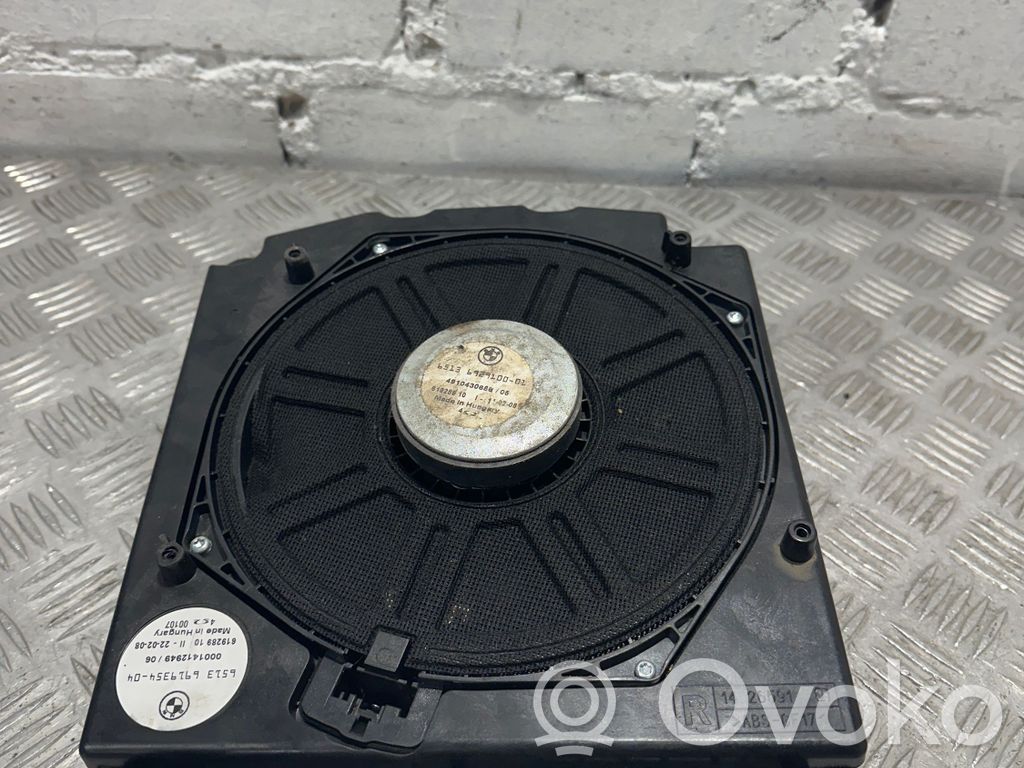 Subwoofer speaker   691935404