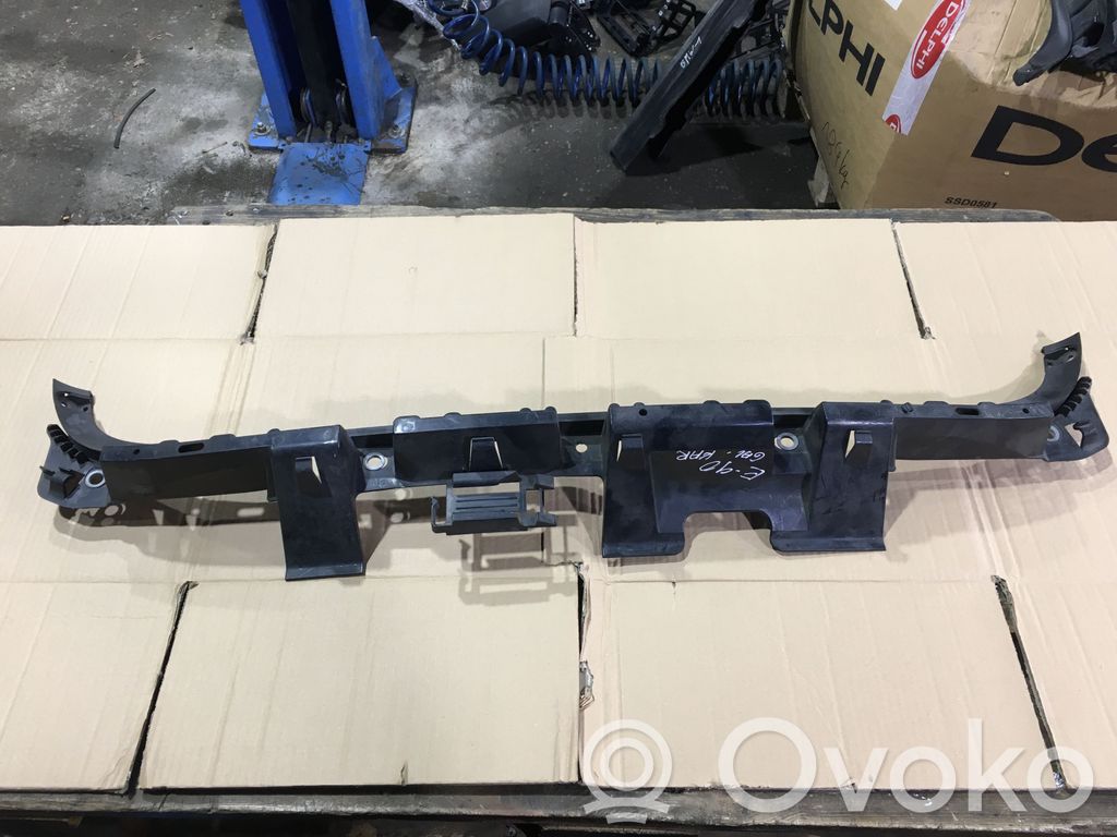 BMW 3 E90 E91 Rear bumper mounting bracket 