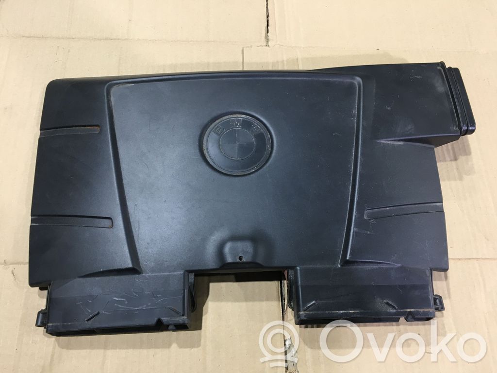 BMW 3 E90 E91 Air intake duct part 
