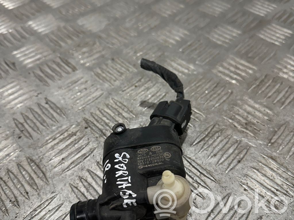 KIA Sportage Windscreen/windshield washer pump 