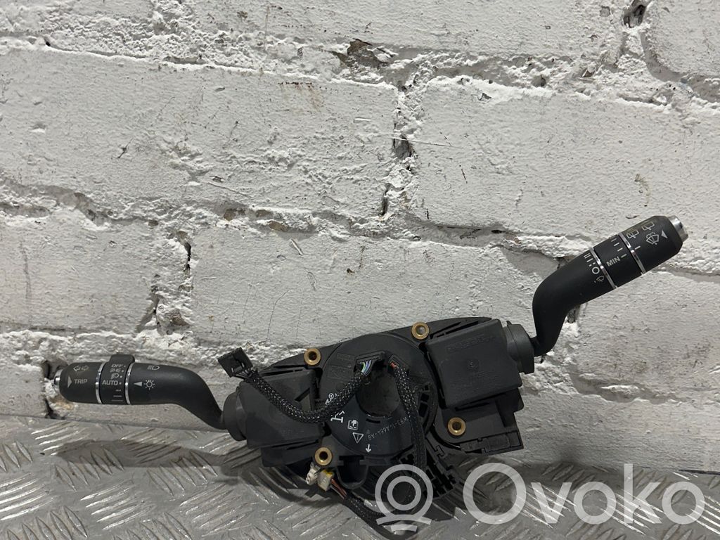 Jaguar XF X250 Wiper turn signal indicator stalk/switch 