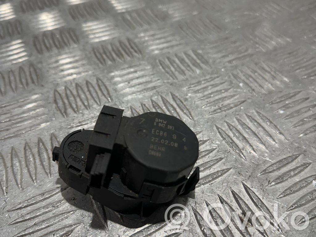 Oro sklendės varikliukas   6942993,220208,EC8694,D8689