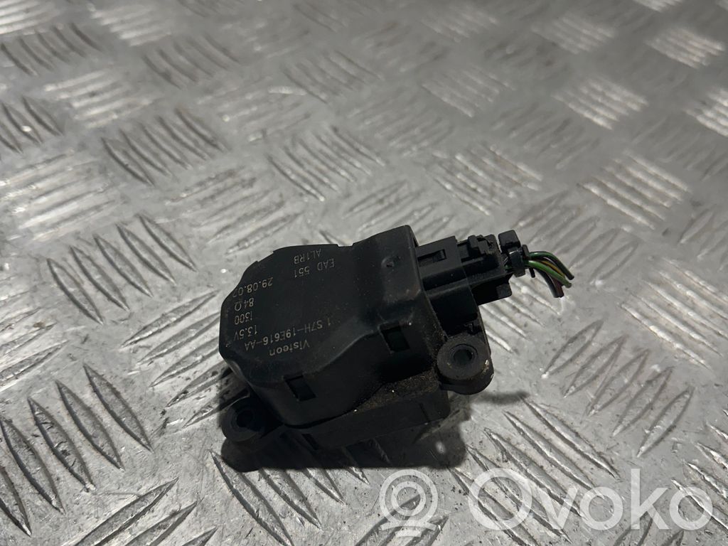 Ford Focus Motor/activador trampilla de calefacción 