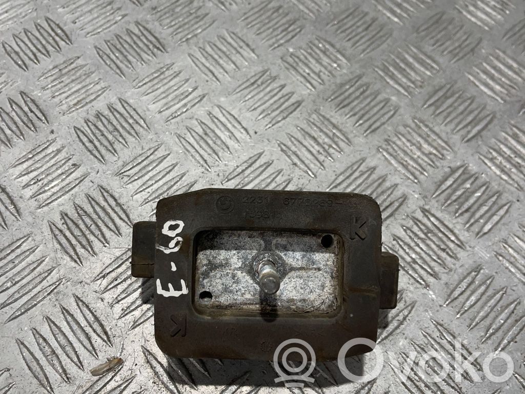BMW 5 F10 F11 Pārnesumkārbas spilvens 