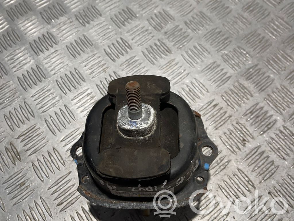 BMW X5 F15 Engine mount bracket 