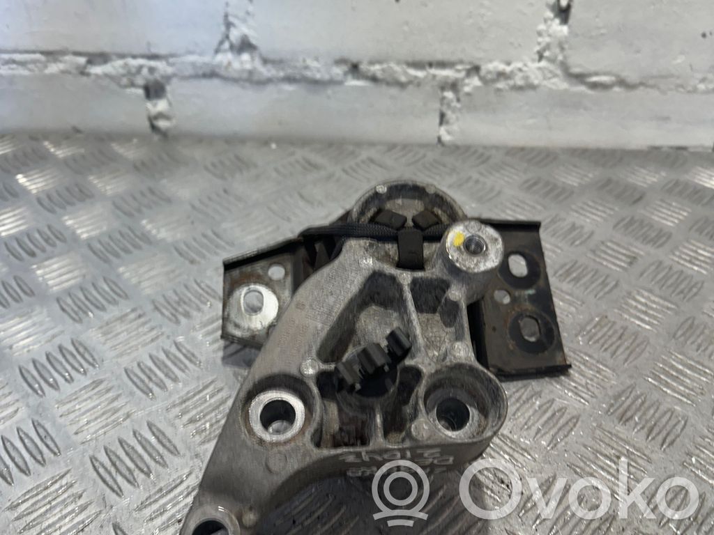 Renault Laguna III Engine mount bracket 