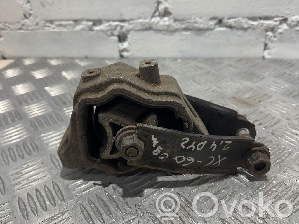 Volvo XC60 Engine mount bracket 