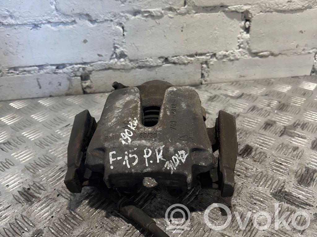 BMW X5 F15 Передний суппорт 