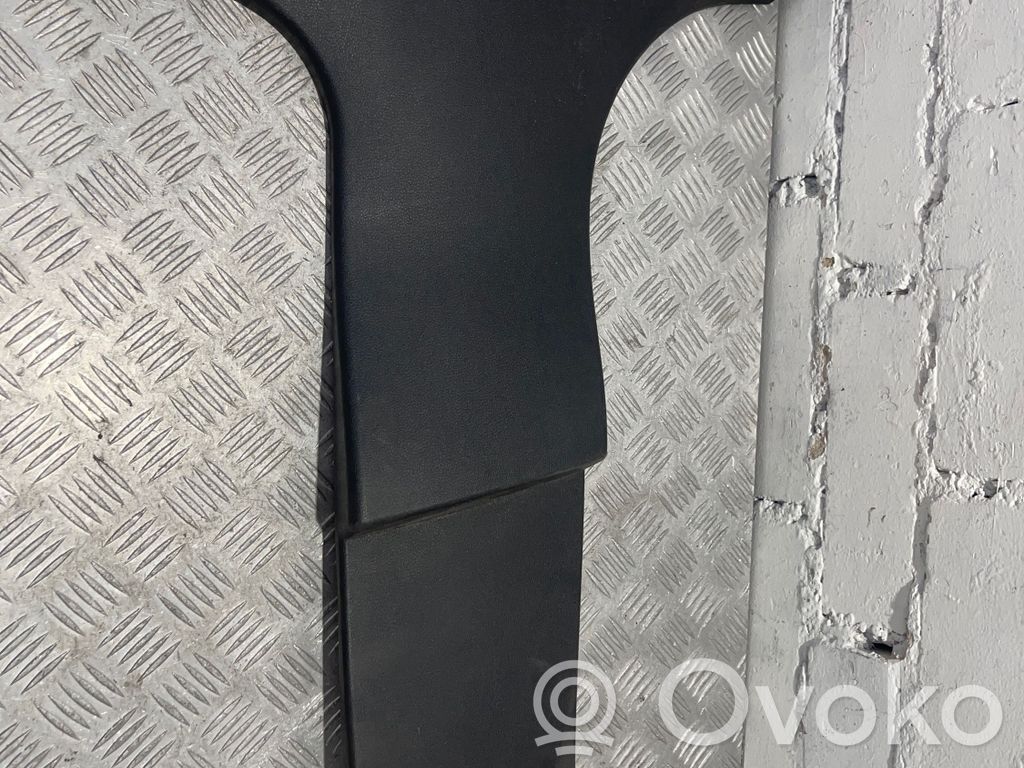 BMW 5 E60 E61 (B) statramsčio apdaila (apatinė) 