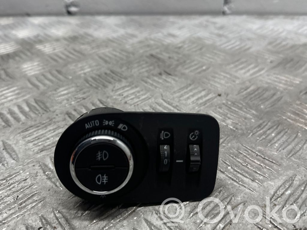 Opel Astra K Light switch 