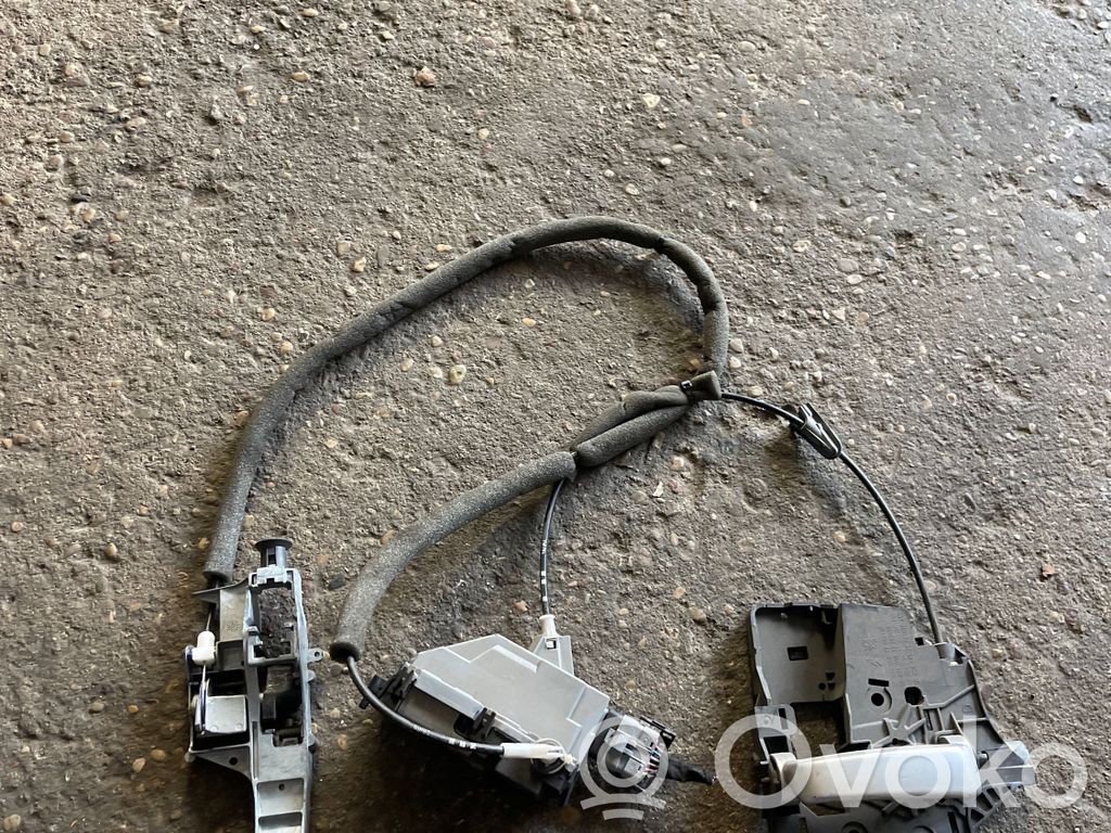 Citroen Berlingo Zamek drzwi bocznych / przesuwnych 