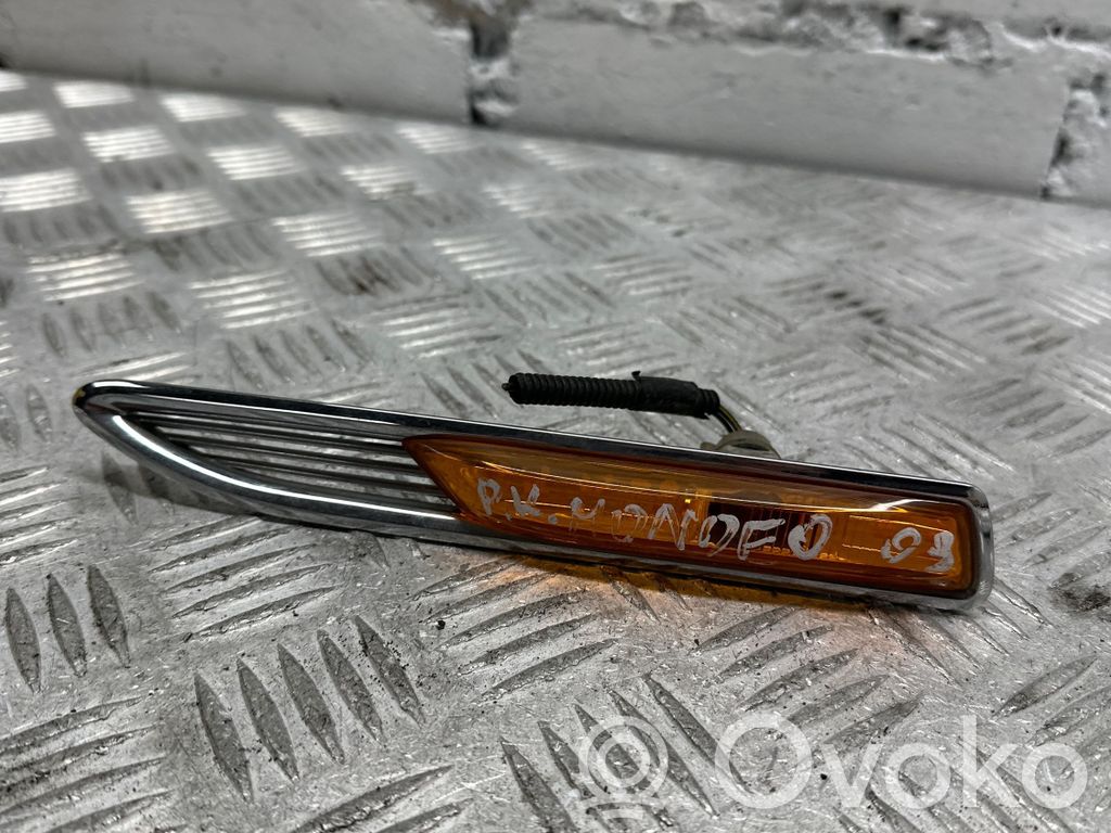 Ford Mondeo MK IV Kierunkowskaz błotnika przedniego 