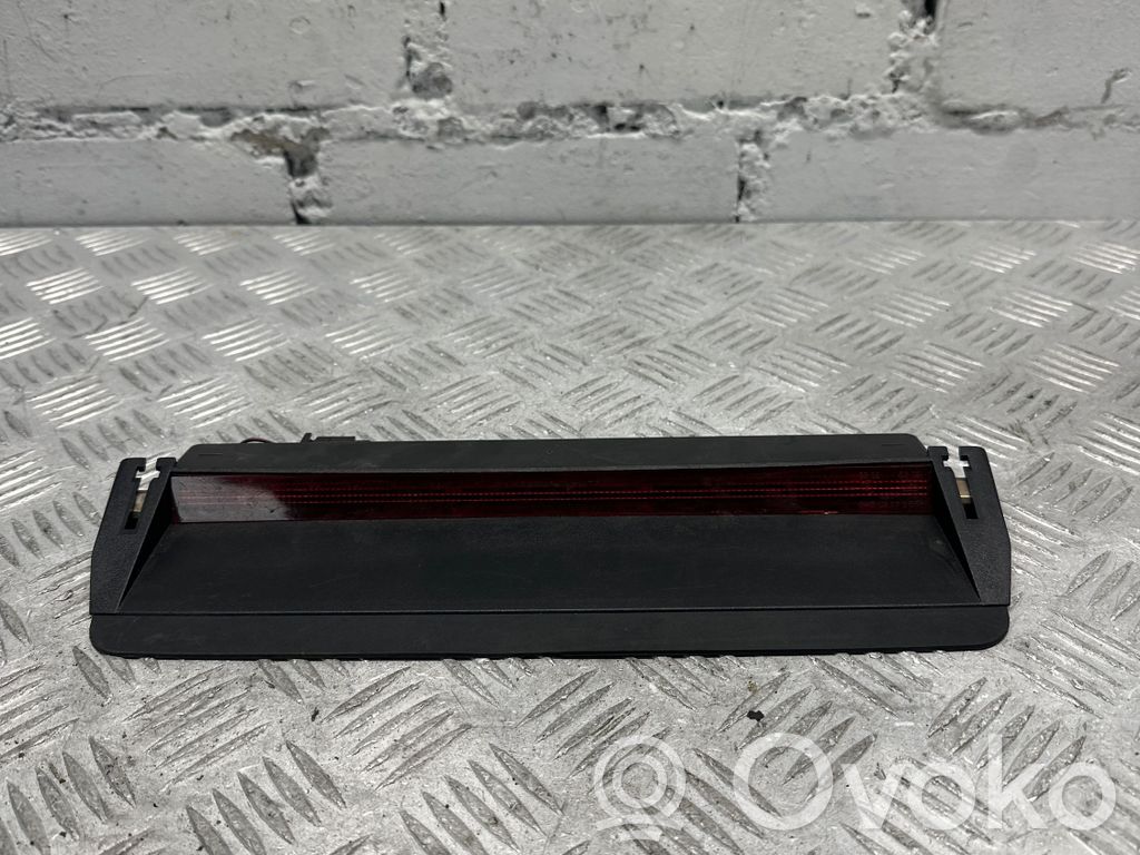 Volkswagen PASSAT CC Third/center stoplight 