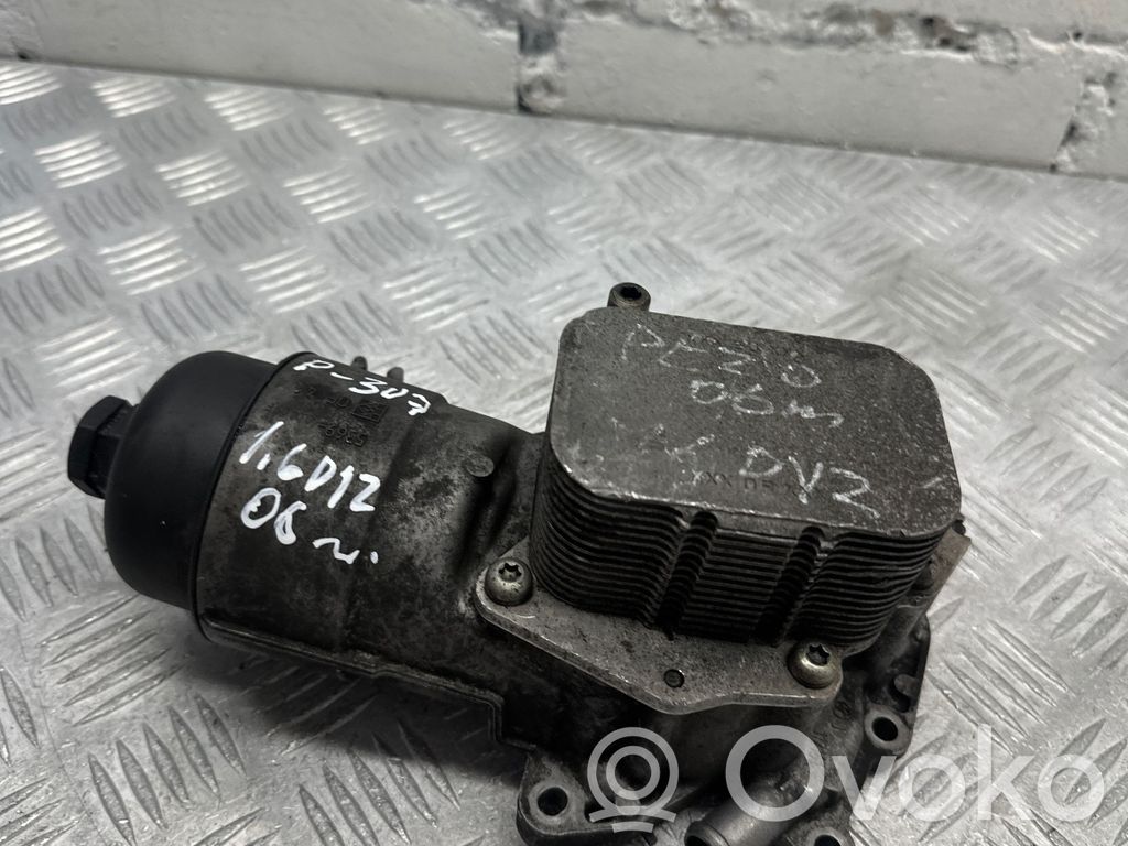 Peugeot 307 Öljynsuodattimen kannake 