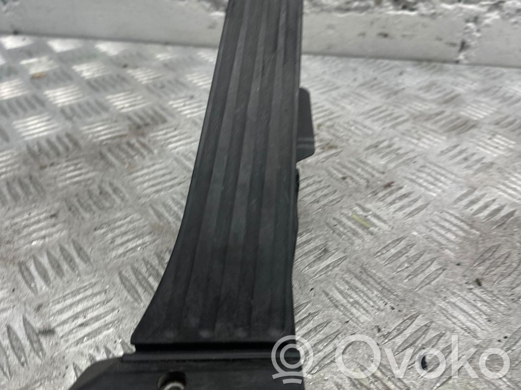 Pedał gazu / przyspieszenia   6853175,6PV01043531,12037313E