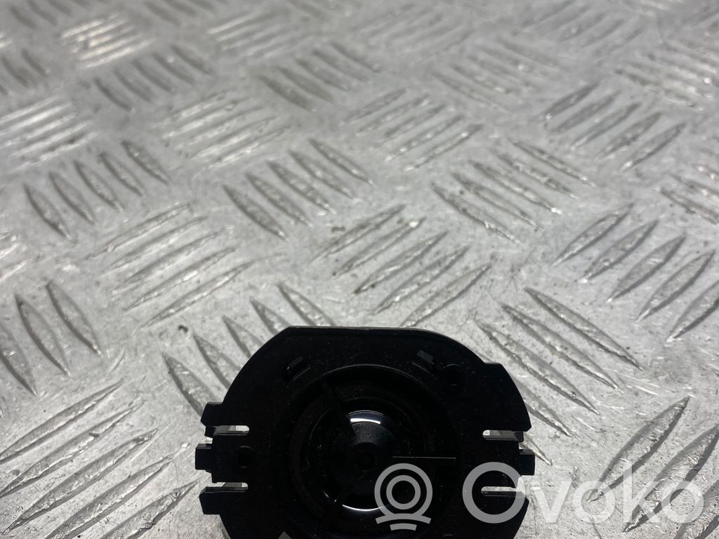 Nissan Qashqai Front door speaker 
