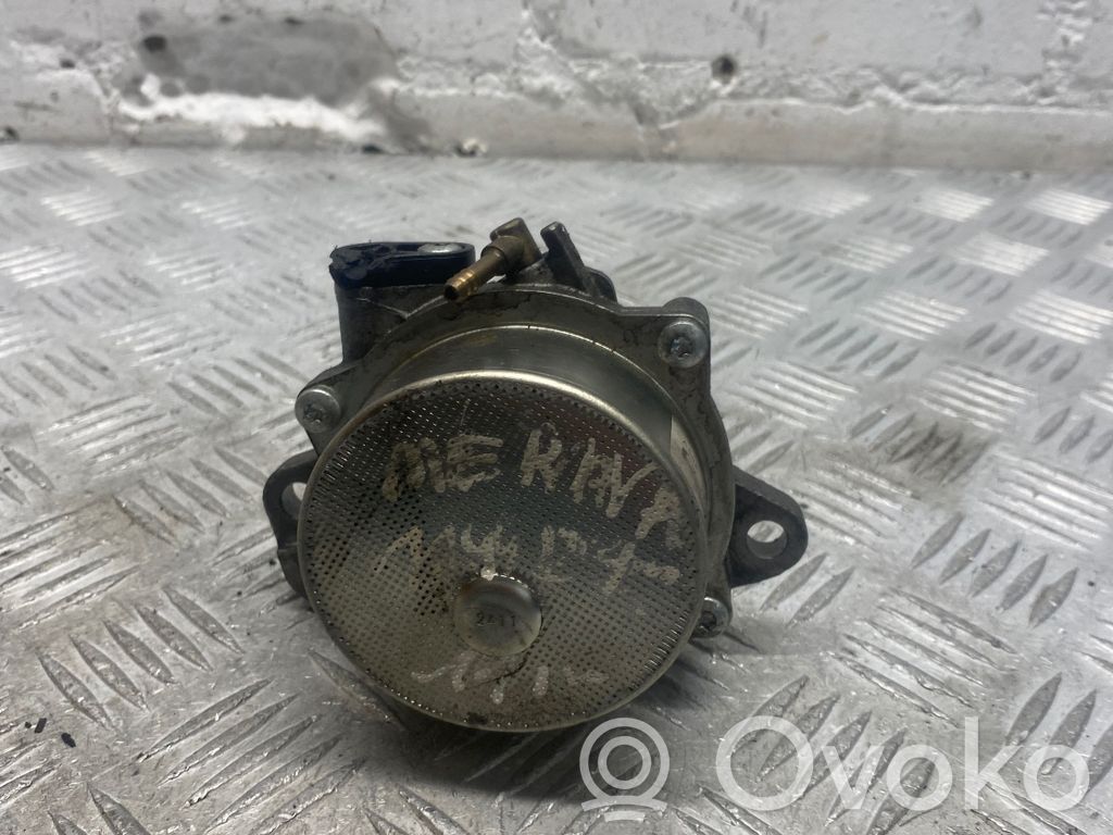 Opel Meriva B Vacuum pump 