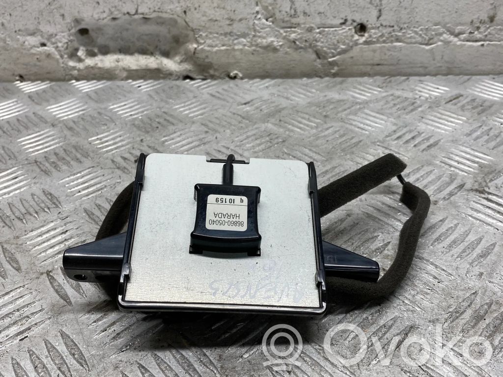 Toyota Avensis T270 GPS navigation control unit/module 