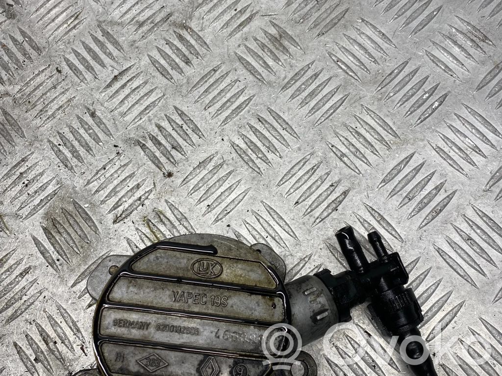 Renault Espace III Vacuum pump 