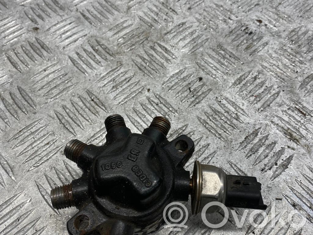 Nissan Note (E11) Degvielas maģistrālā caurule 