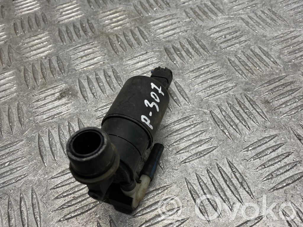 Peugeot 307 Windscreen/windshield washer pump 