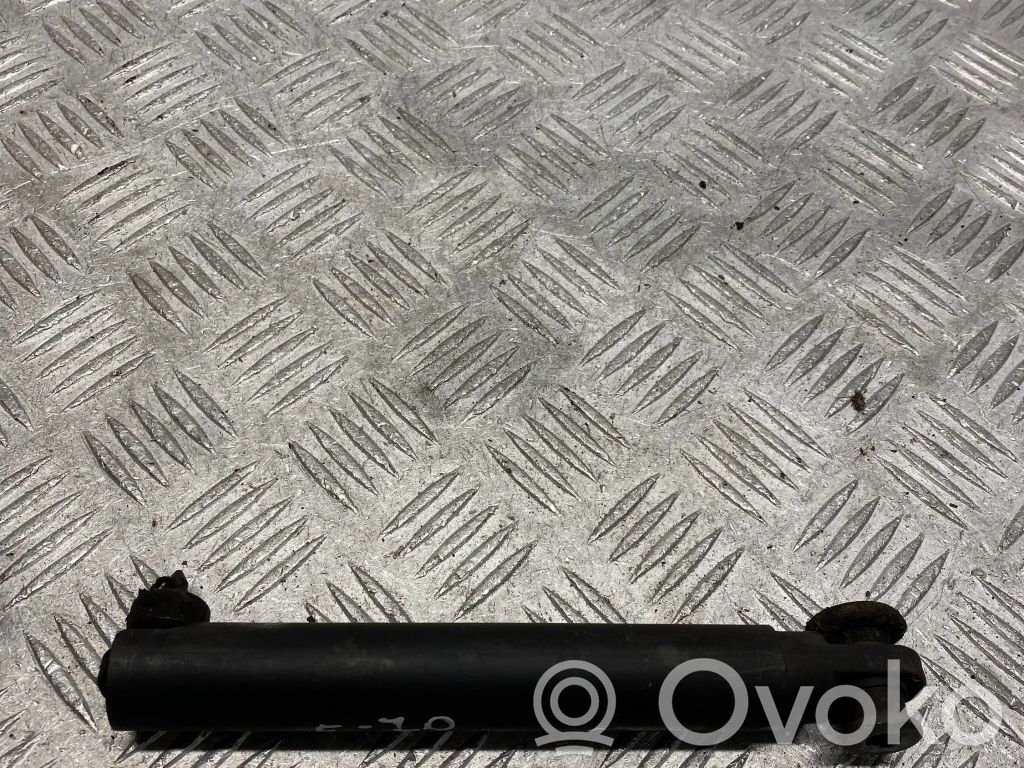 BMW X5 E70 Tailgate/trunk strut/damper 