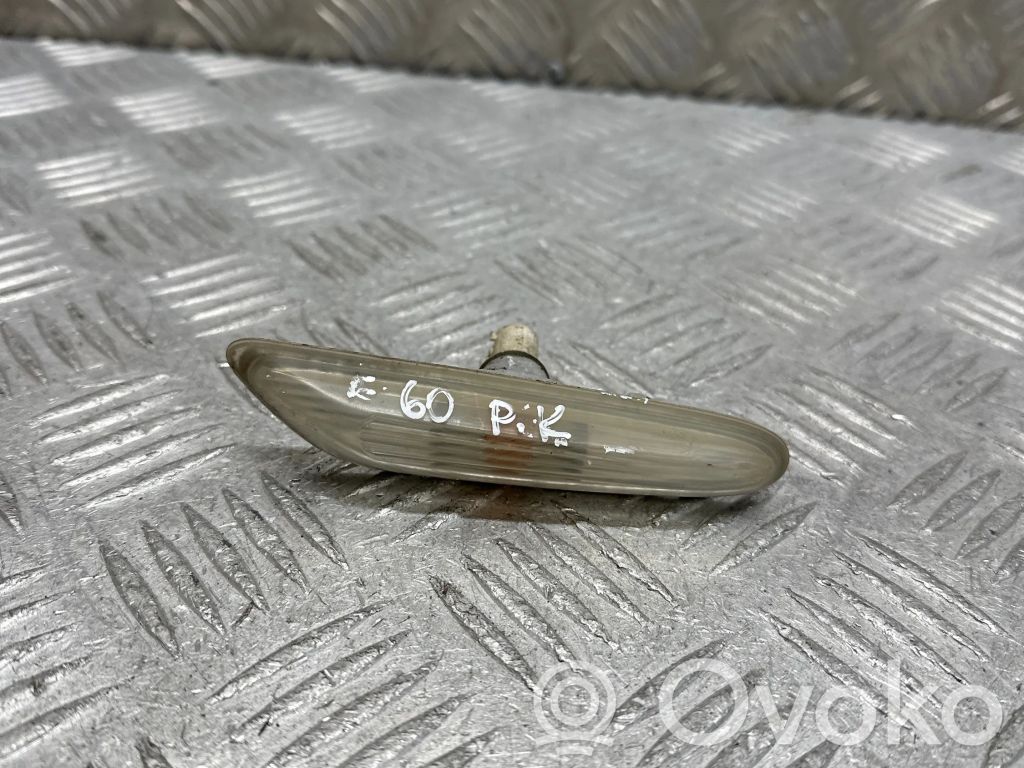 BMW 5 E60 E61 Front fender indicator light 