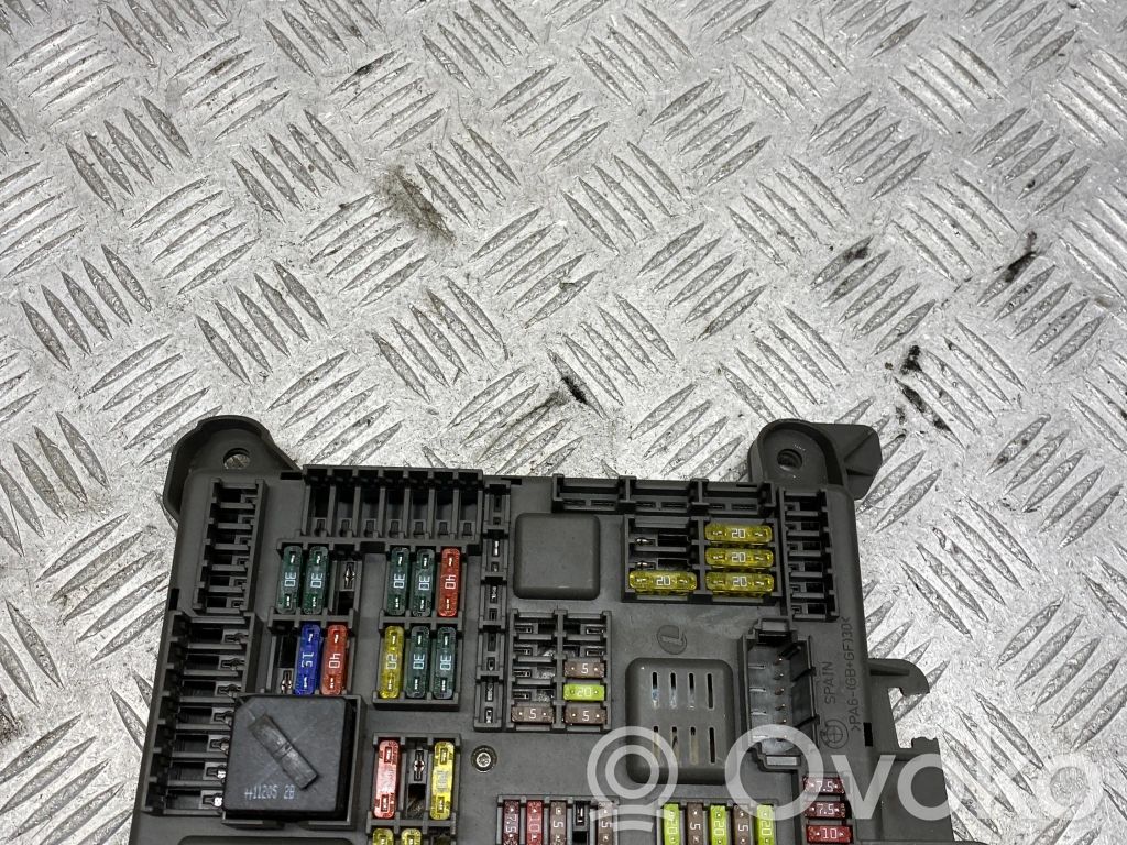 BMW X5 E70 Fuse module 