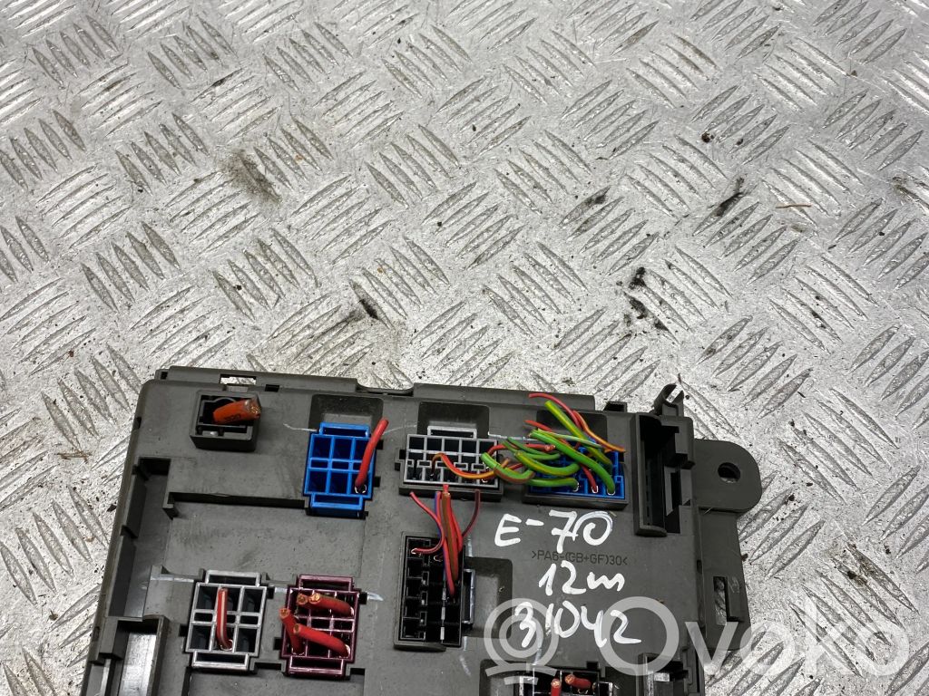 BMW X5 E70 Fuse module 