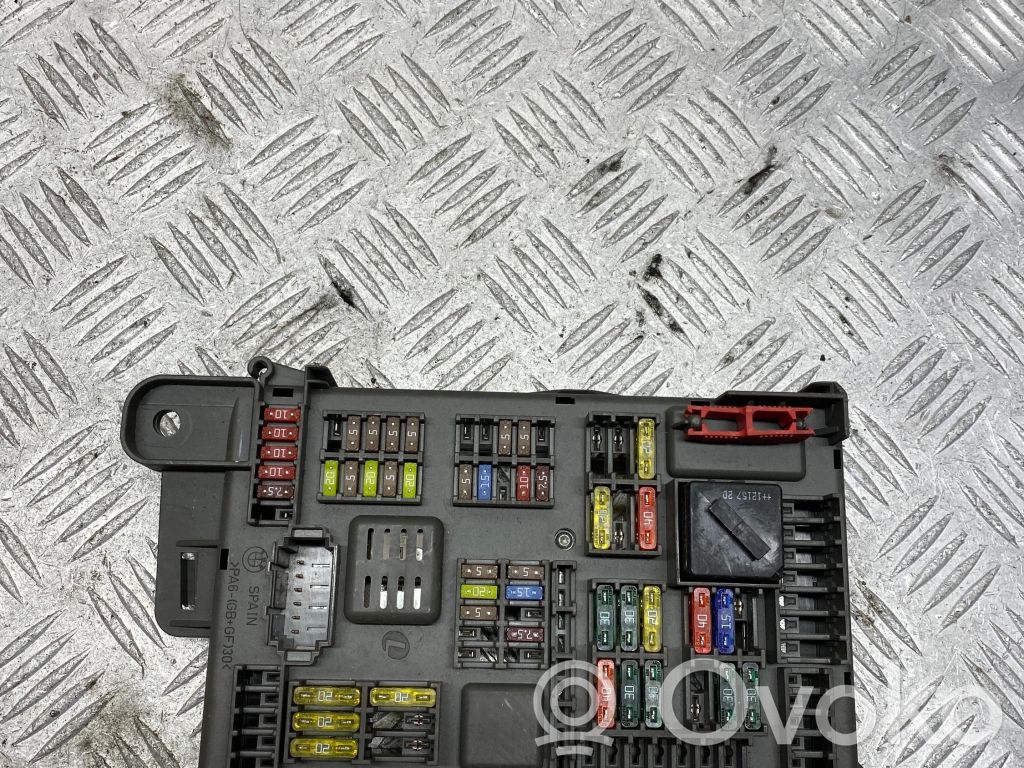 BMW X5 E70 Fuse module 