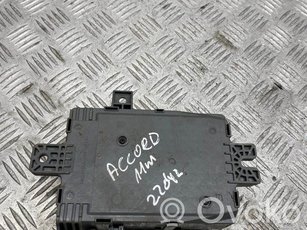 Honda Accord Fuse module 