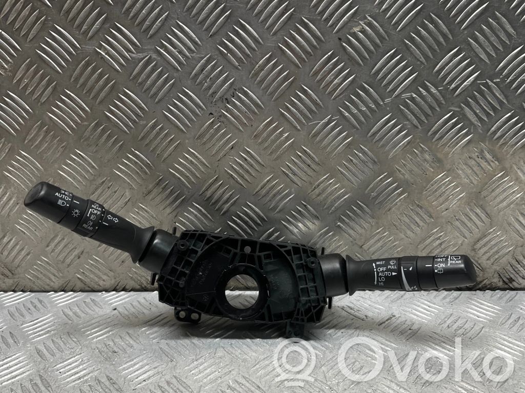 Honda CR-V Wiper turn signal indicator stalk/switch 