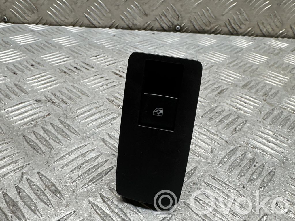 Opel Insignia A Electric window control switch 