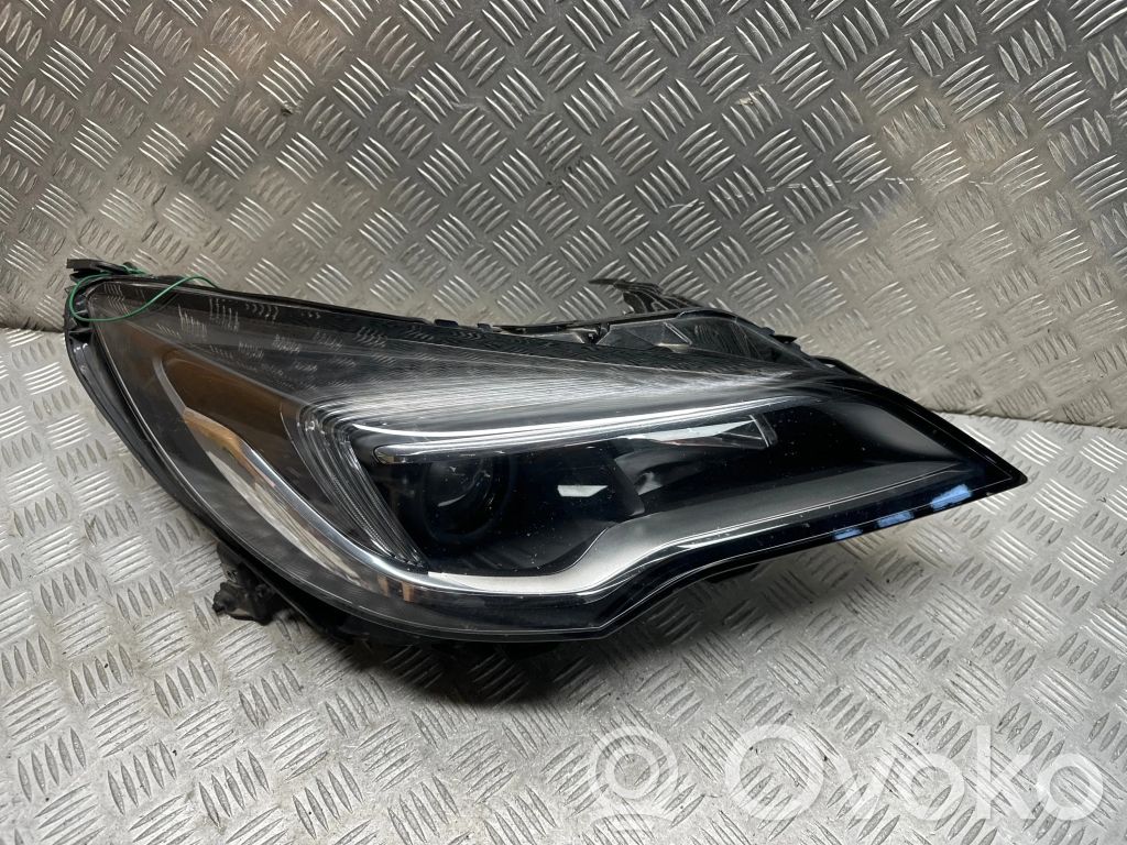 Opel Astra K Scheinwerfer 