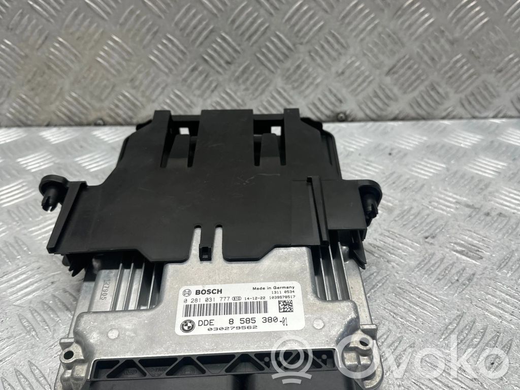 BMW X5 F15 Engine control unit/module 