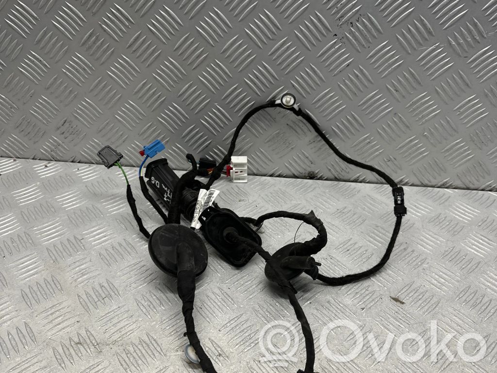 Audi Q7 4M Takaoven johtosarja 
