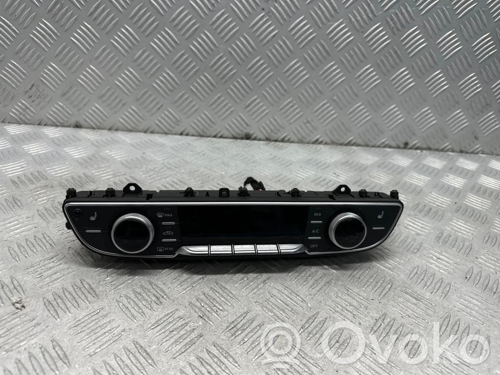 Audi Q7 4M Climate control unit 