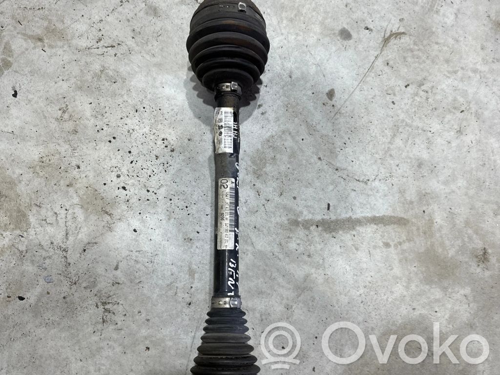Volkswagen Golf VI Front driveshaft 