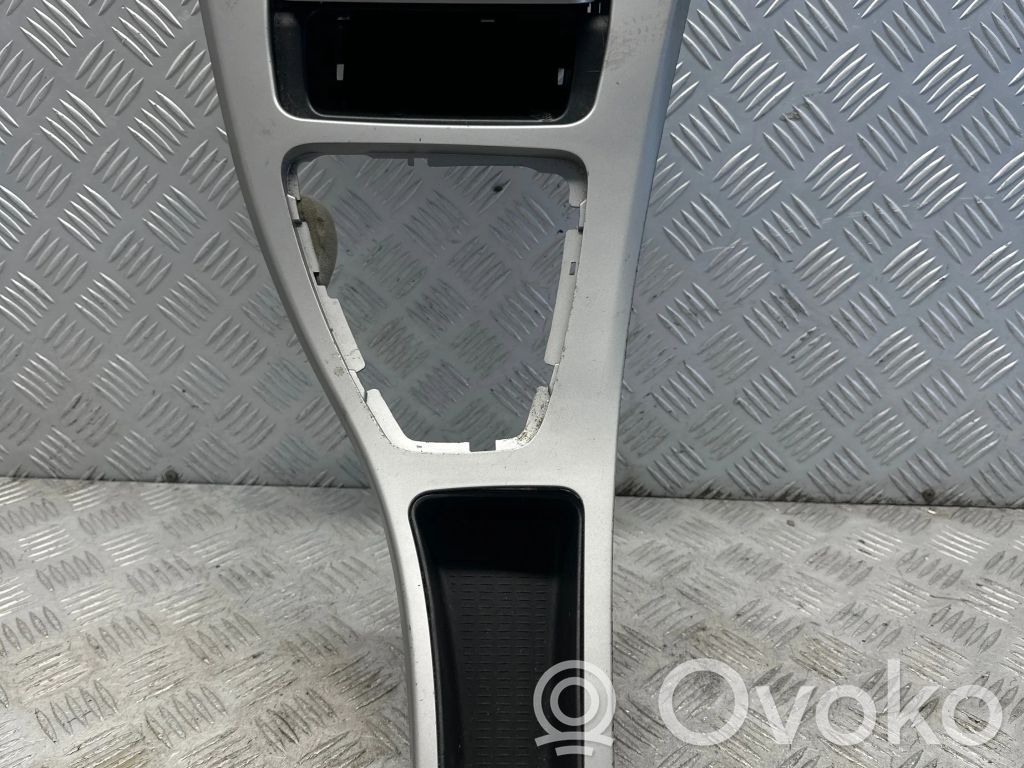 BMW 3 E90 E91 Dekoratīvās apdares lenta 