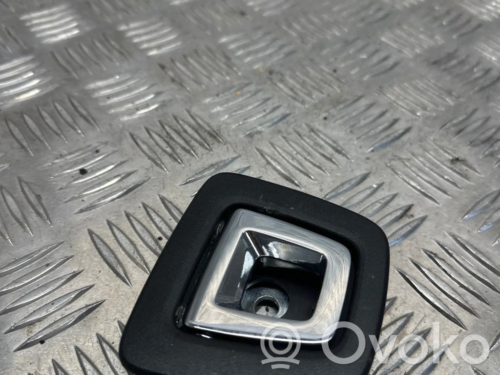 BMW 7 G11 G12 Tie down hook / loop 