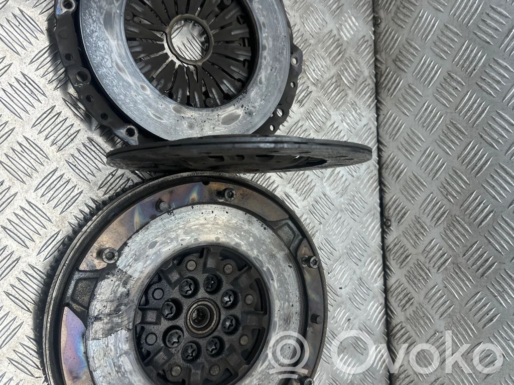 BMW 5 F10 F11 Sajūga komplekts 