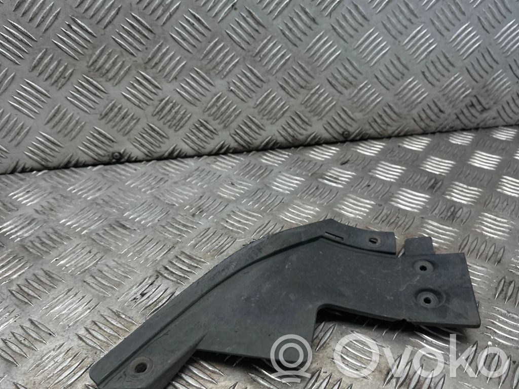 Opel Zafira C Moldura inferior del parachoques trasero 