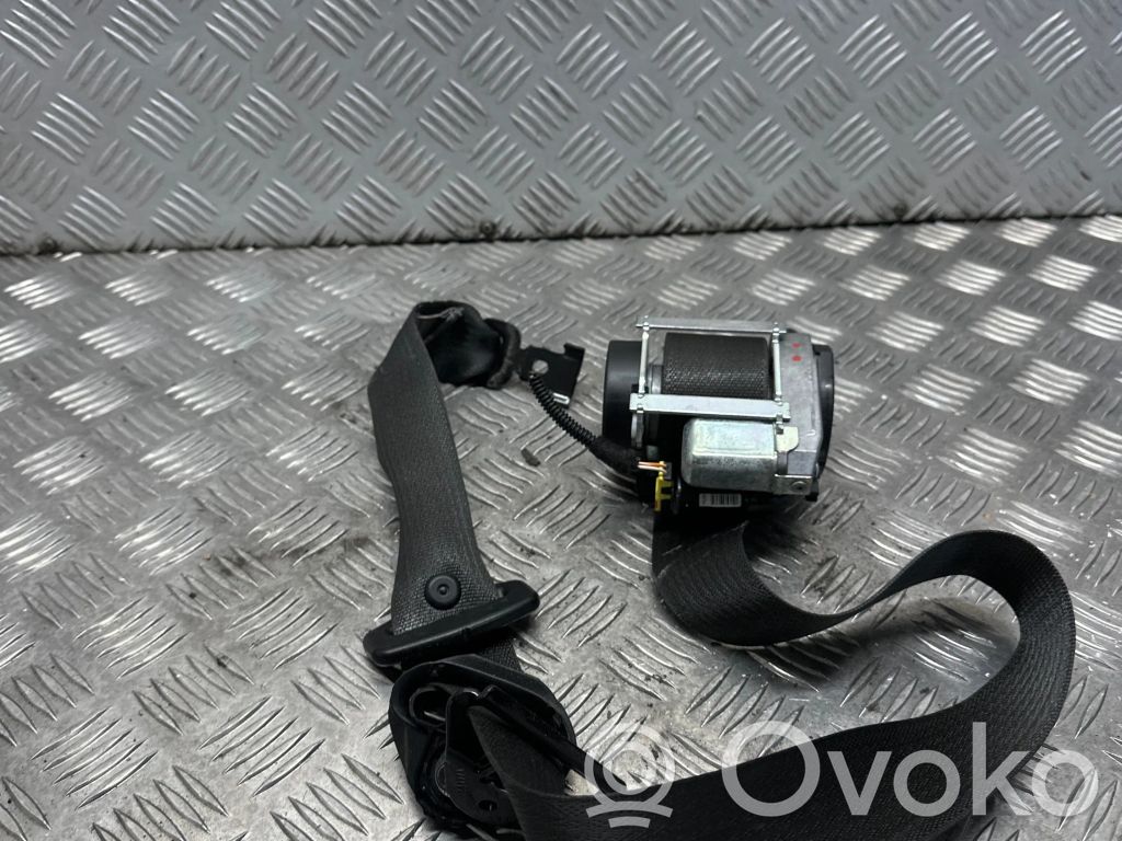 Opel Zafira C Pas bezpieczeństwa fotela przedniego 