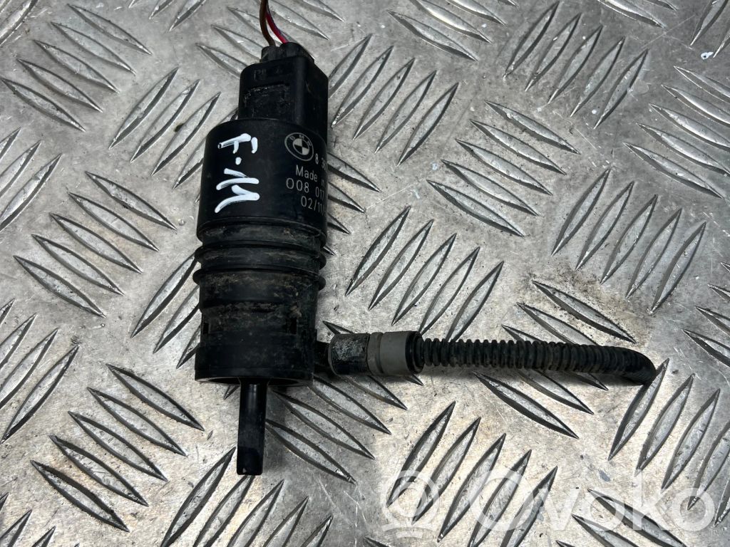 BMW 5 F10 F11 Windscreen/windshield washer pump 